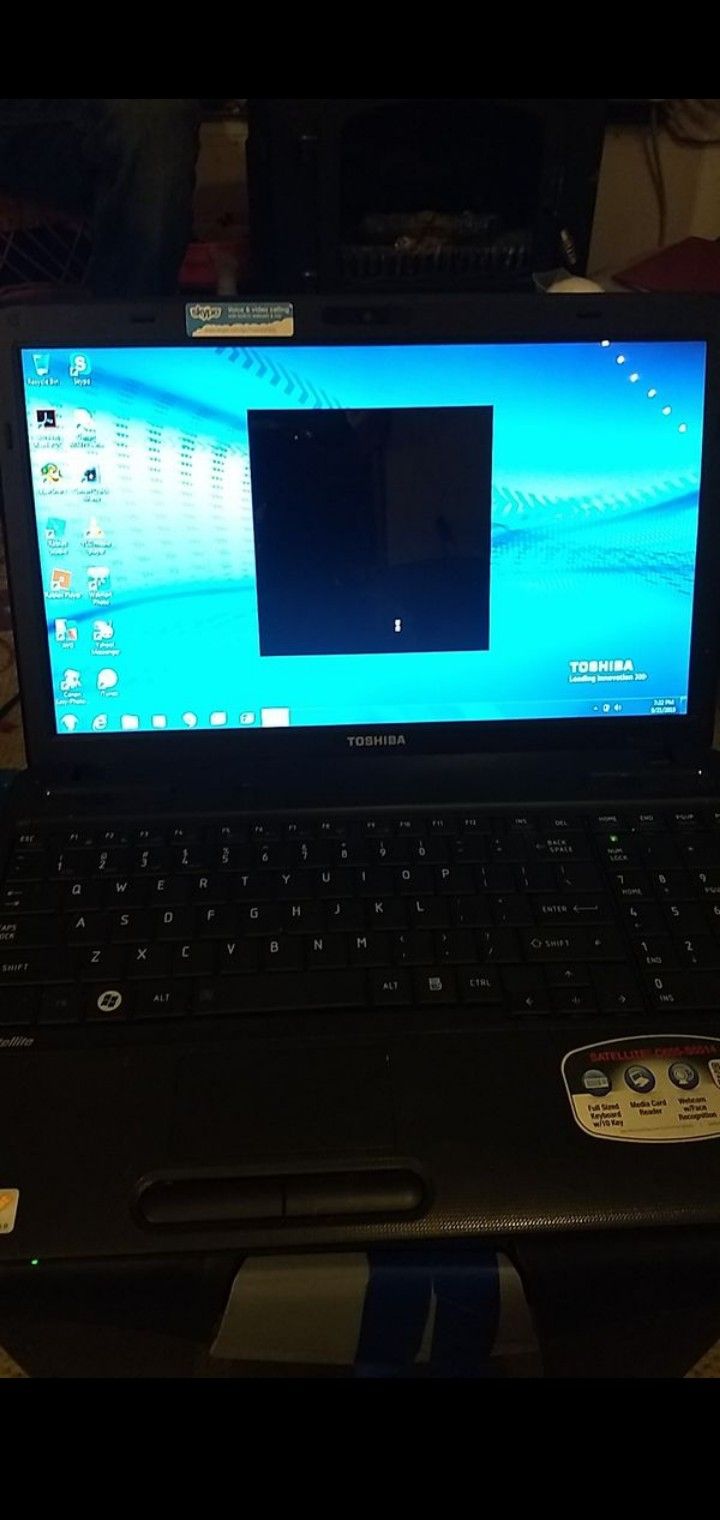 Toshiba Laptop Full Keyboard, Webcam, Bluetooth and More!!! L@@K CHEAP!!