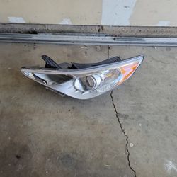2014 Hyundai Sonata GLS Driver's Side Headlight (contact info removed)000 OEM

