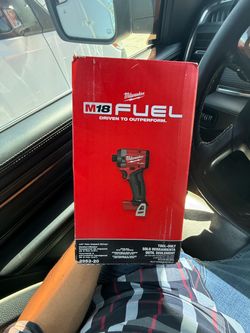 MILWAUKEE Impact Driver (Tool-Only)