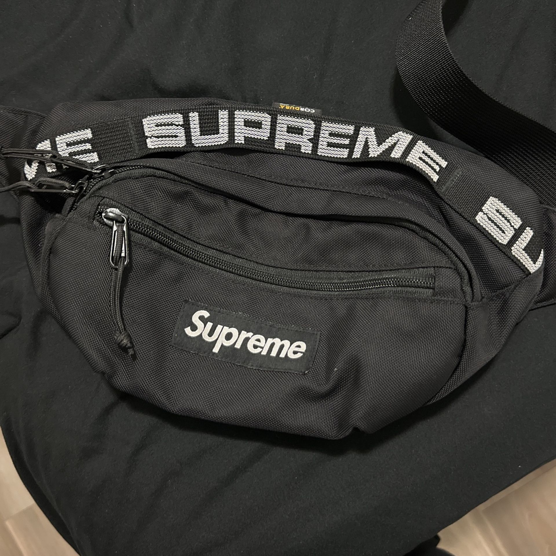 Supreme Waist bag 