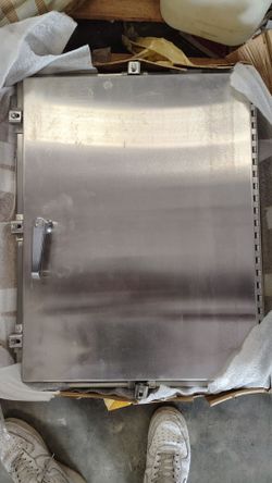 Locking metal boxes