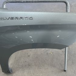 2025 Chevy Silverado Fender, Perfect Condition