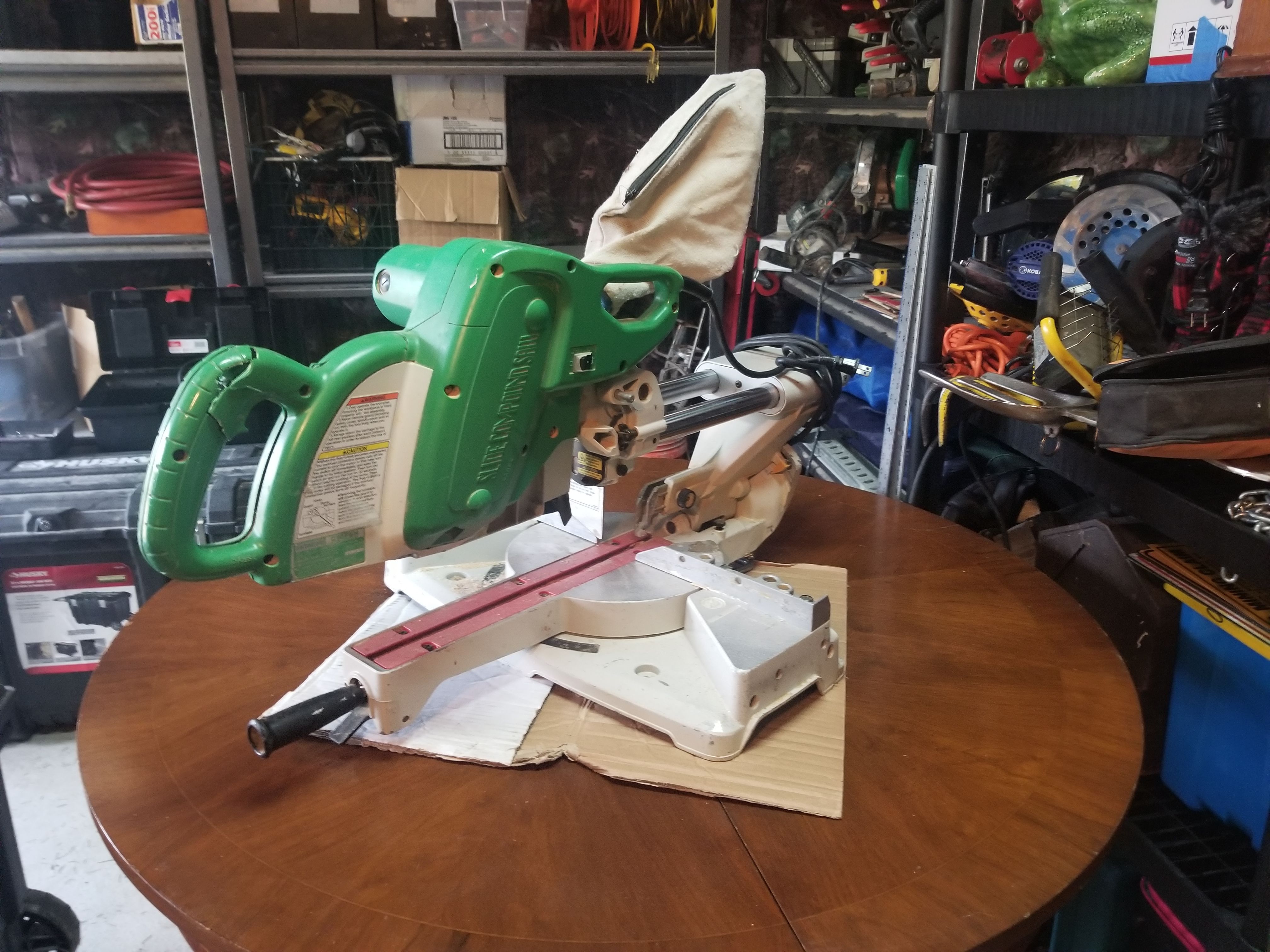 Hitachi C10FSH 10Inch Sliding Compound Miter Saw for Sale in Renton