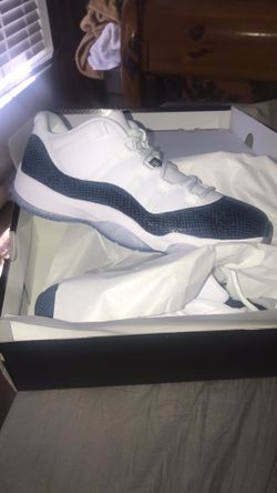 Jordan 11s 10 1/2