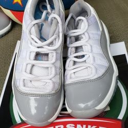 AIR JORDAN RETRO 11 LOW