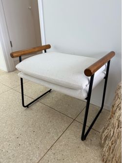 Ottoman/Chair