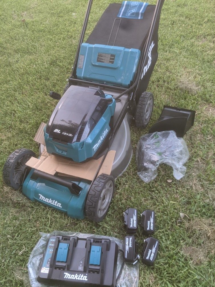 Makita XML08N 18v×2 Lawn Mower With (4) 5.0Ah Batteries & Charger 