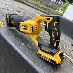 Dewalt Saw Saw XR