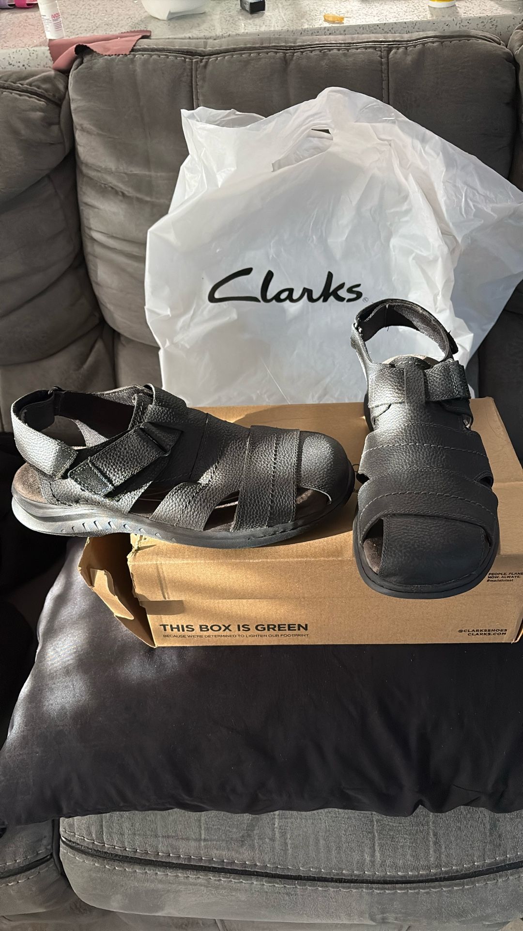 Clark’s Tumbled Leather Size 11