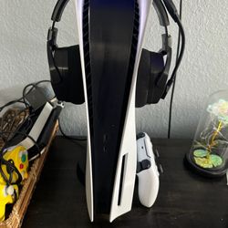 Ps5 With Games & Headset