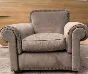 Armchair oversized