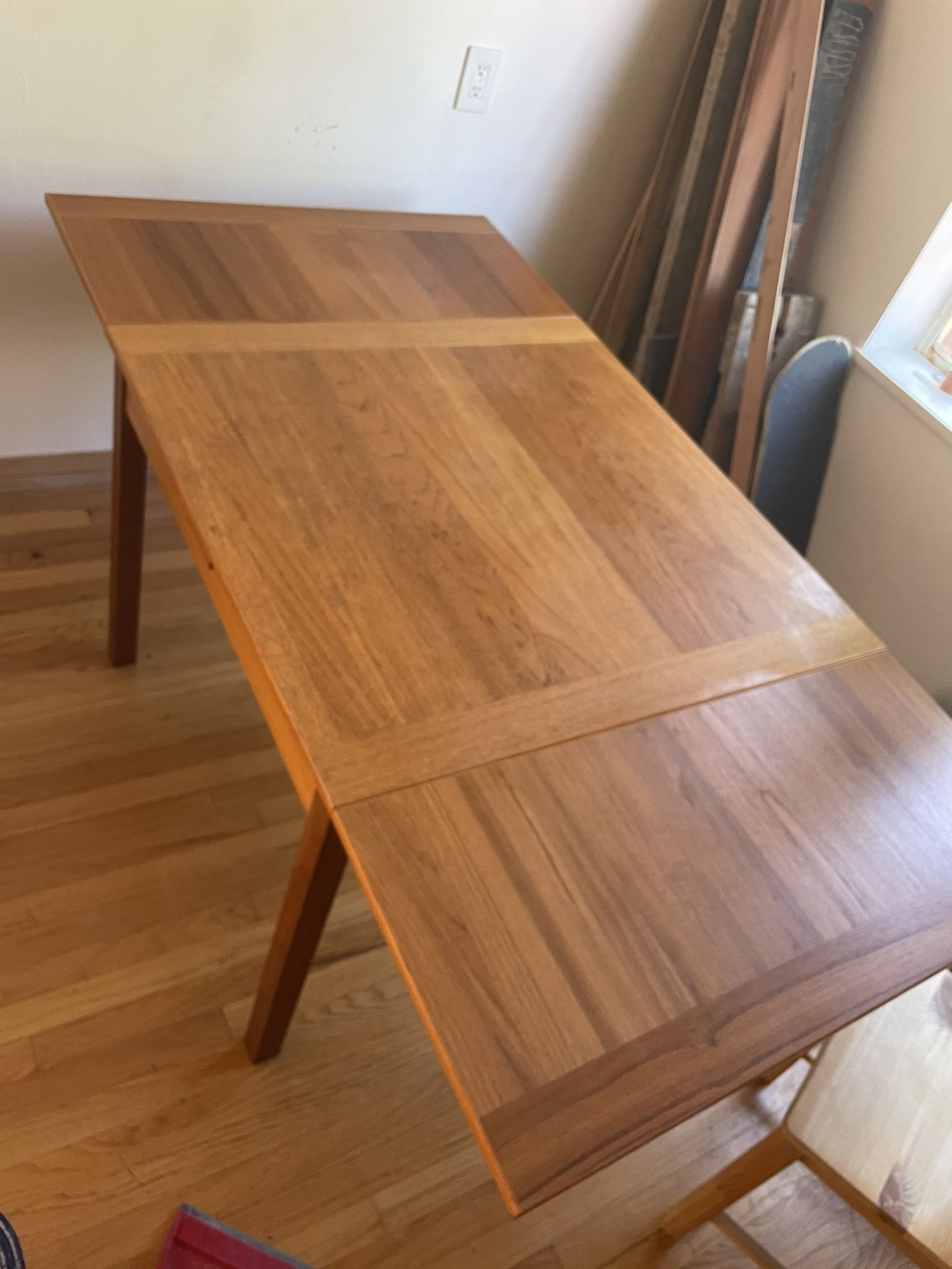 Ansager Mobler Teak Dining Table