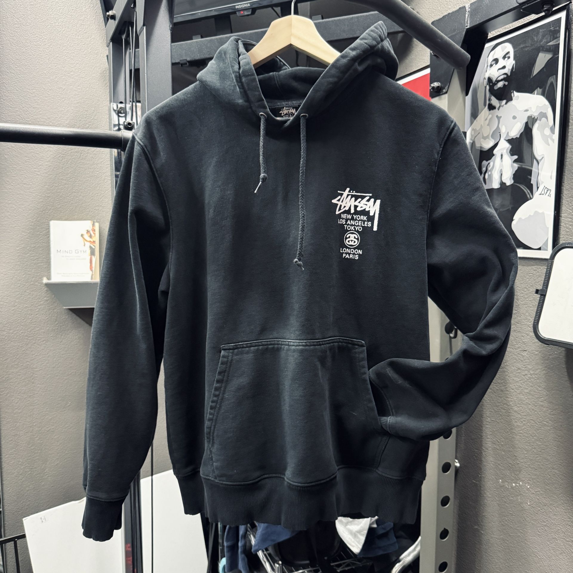 Stussy World Tour Logo Hoodie Mens Large Faded Black Sweatshirt Jacket