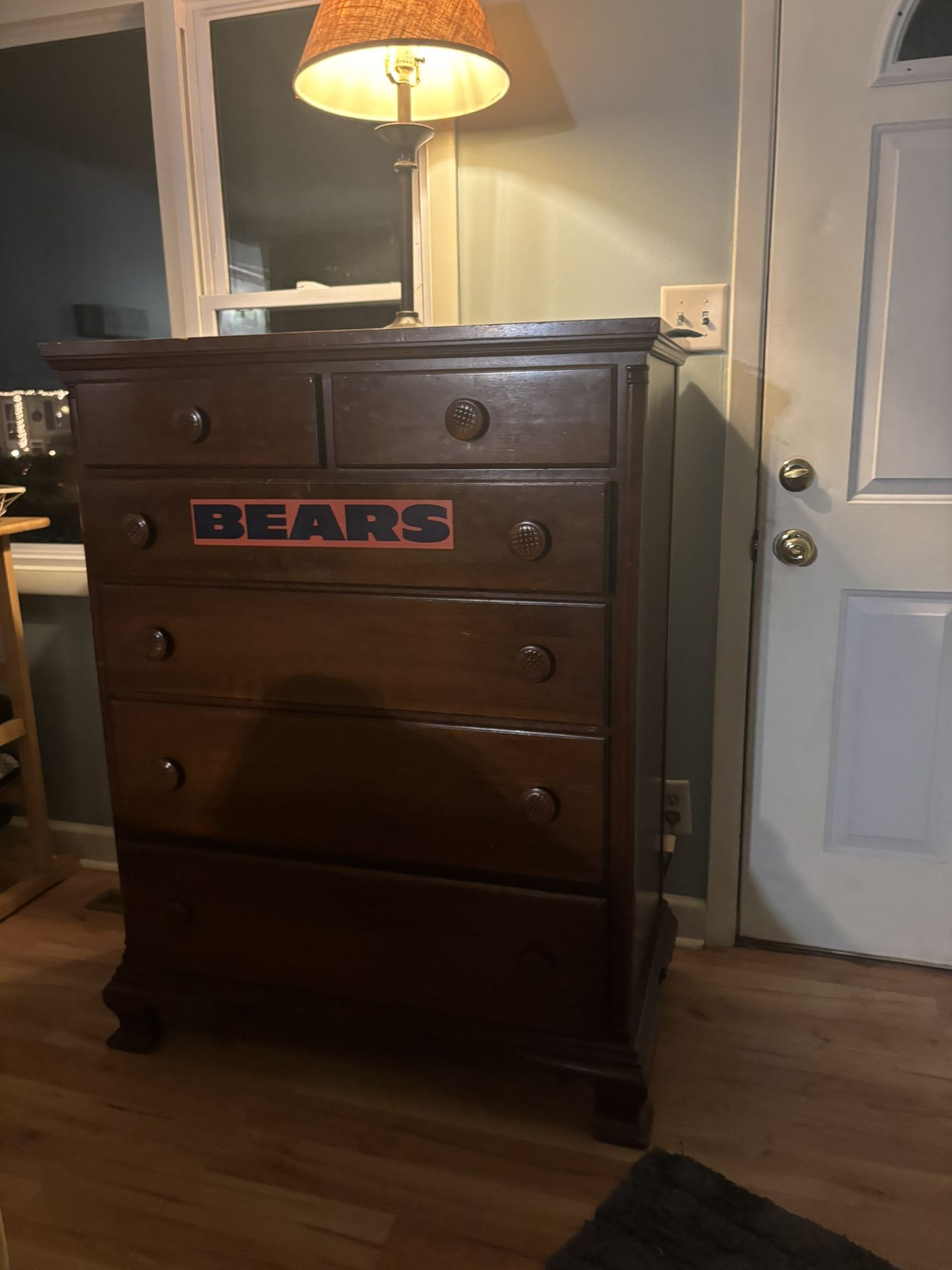 Dresser