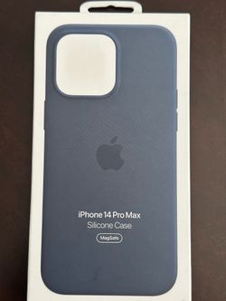 iPhone 14 Pro Max Apple MagSafe Silicone Case