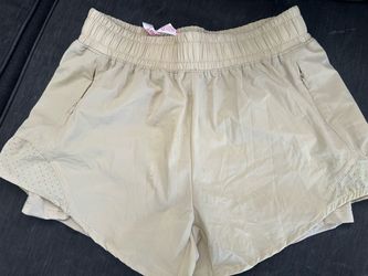 Cream shorts in size XS
