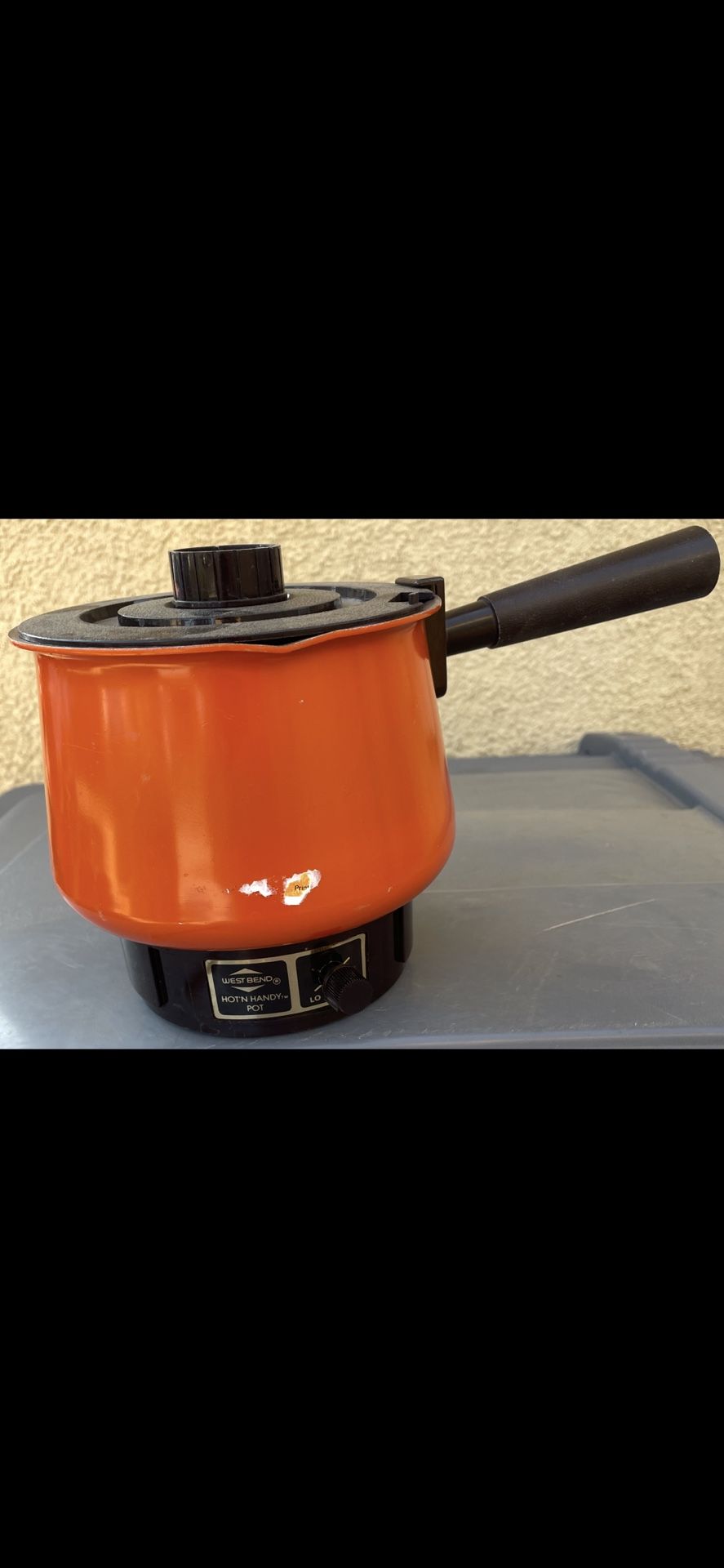 Fondue Pot