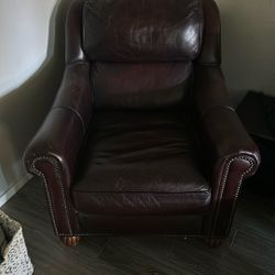 Leather Chair With Ottoman 