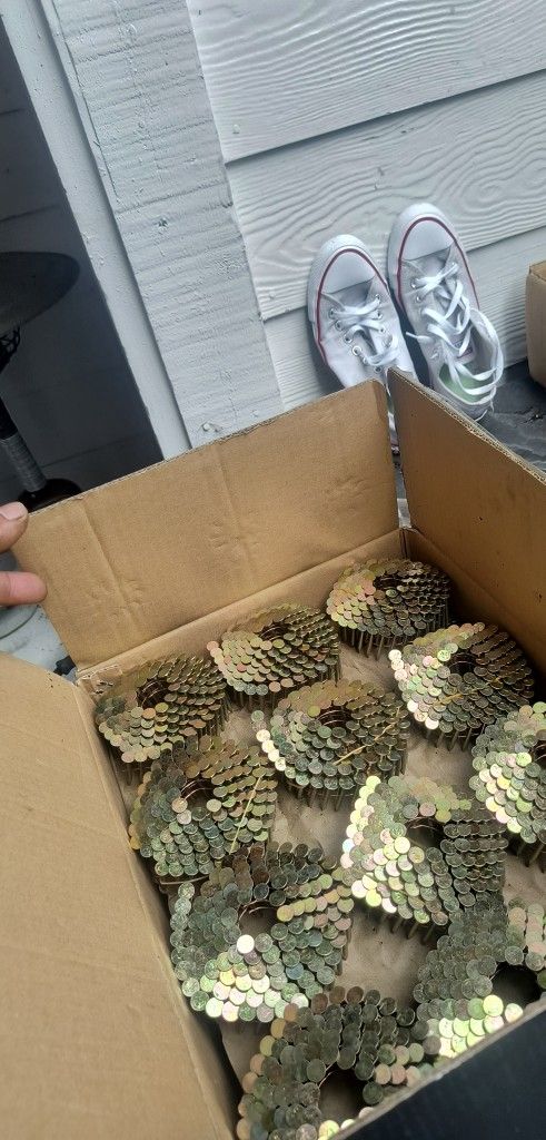 coil roofing nails 1 1/4