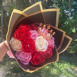 Handmade Customizable Eternal Rose Bouquet 