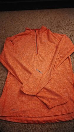 Nike Women's Pull Over