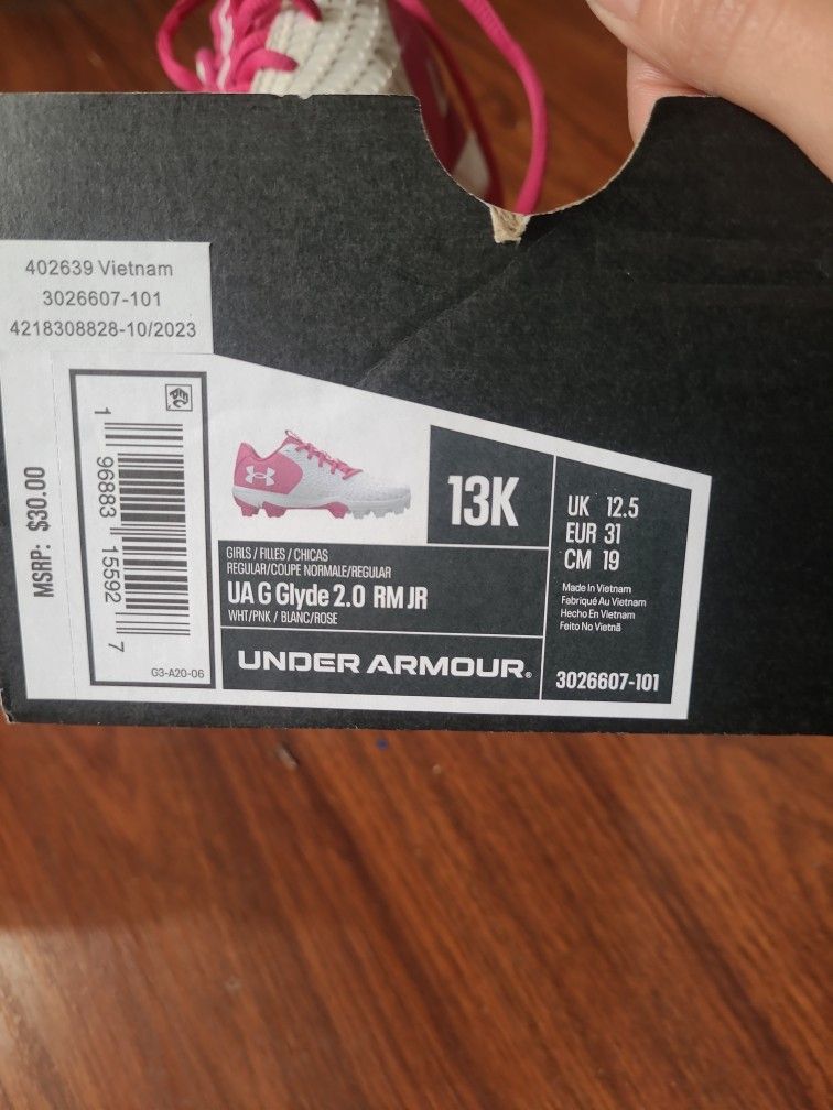 Girls Softball Cleats