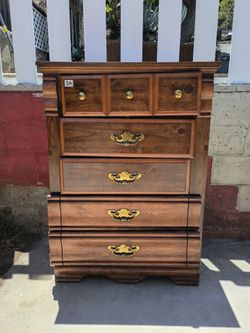 5 Drawer Dresser