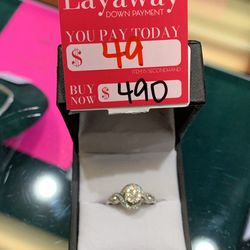 14k White Gold Diamond Ring