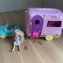 Barbie Camper Playset with Chelsea Little Sister Doll, Car & Camper Clubhouse 