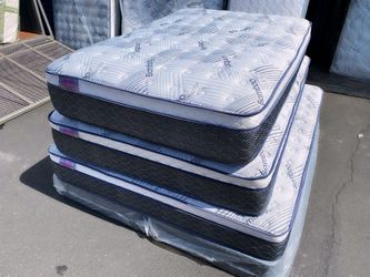 Full Bamboo Plush Comfort Europillow Top 12inch Matres!!