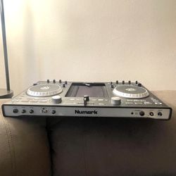 Numark iDJ Pro DJ Controller 