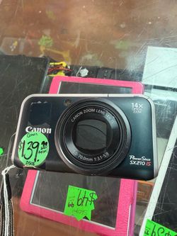 Canon (pc1468) w/ soft bag and charger