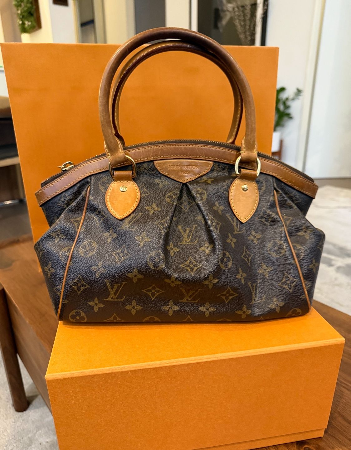 Vintage Louis Vuitton Tivoli