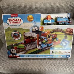 Fisher-Price Motorized Thomas & Friends Load & Launch Barrel Delivery Train Set 18ft Of Track 