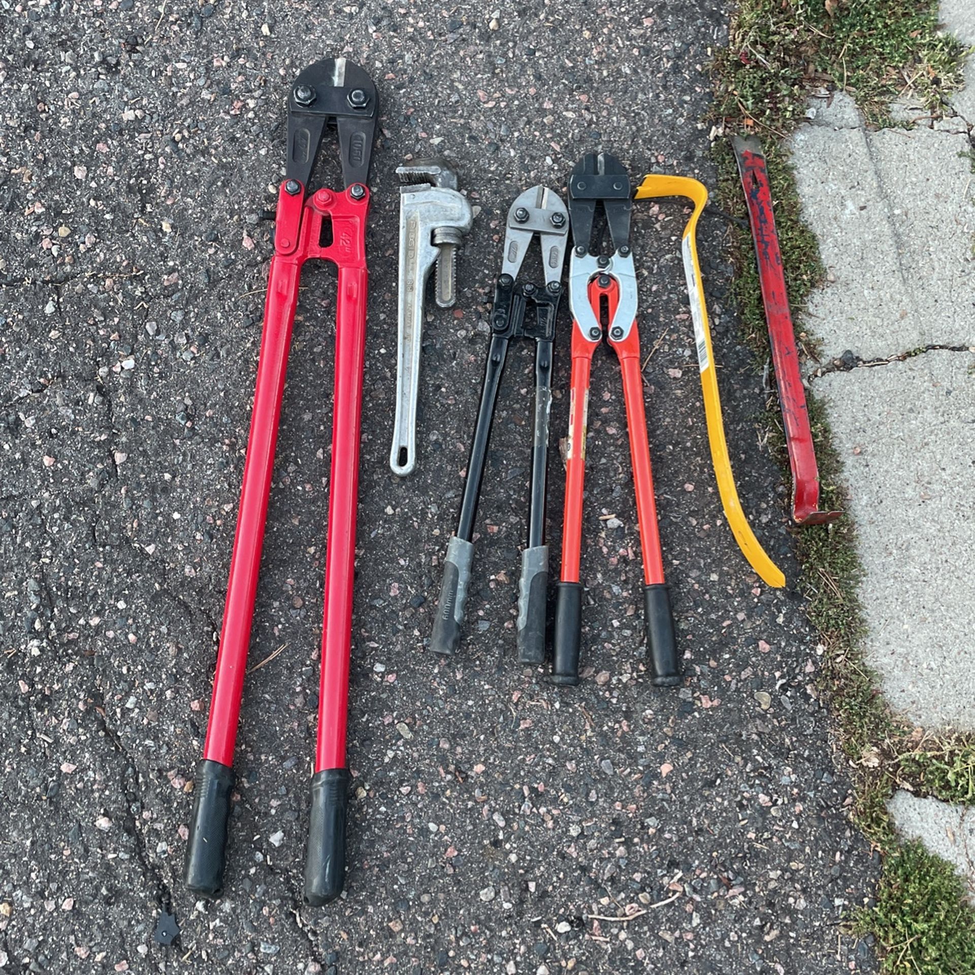 Bolt Cutters Crow Bars Wrench