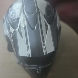 Motorcycle Helmet (Frenzy MX1) 