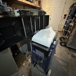 cepilladora combinada Rikon modelo 25- 210H.  Tipo: Máquina combinada de cepillado y canteado 