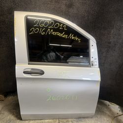 16-23 Mercedes Metris W447 OEM RF Door