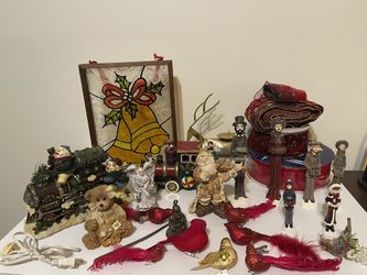 #10  Lot Of Christmas Items AS IS