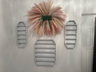 3 white Shelves
