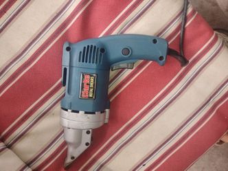 Clark metal shears