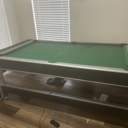 pool table/air hockey table