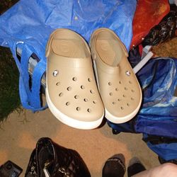 Crocs Sizes 10 M 12 W