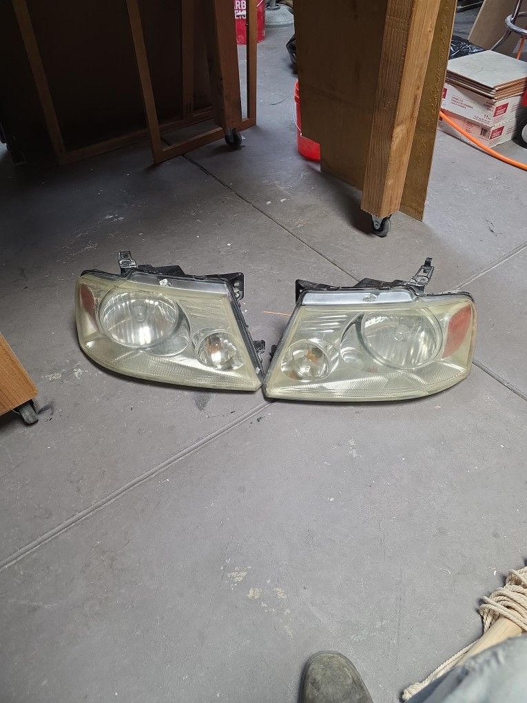 04-08 F150 Headlights