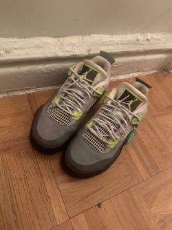 Jordan 4 Retro SE 95 Neón