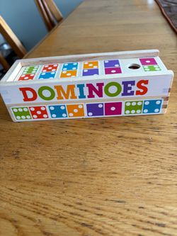 Melissa and Doug dominoes set