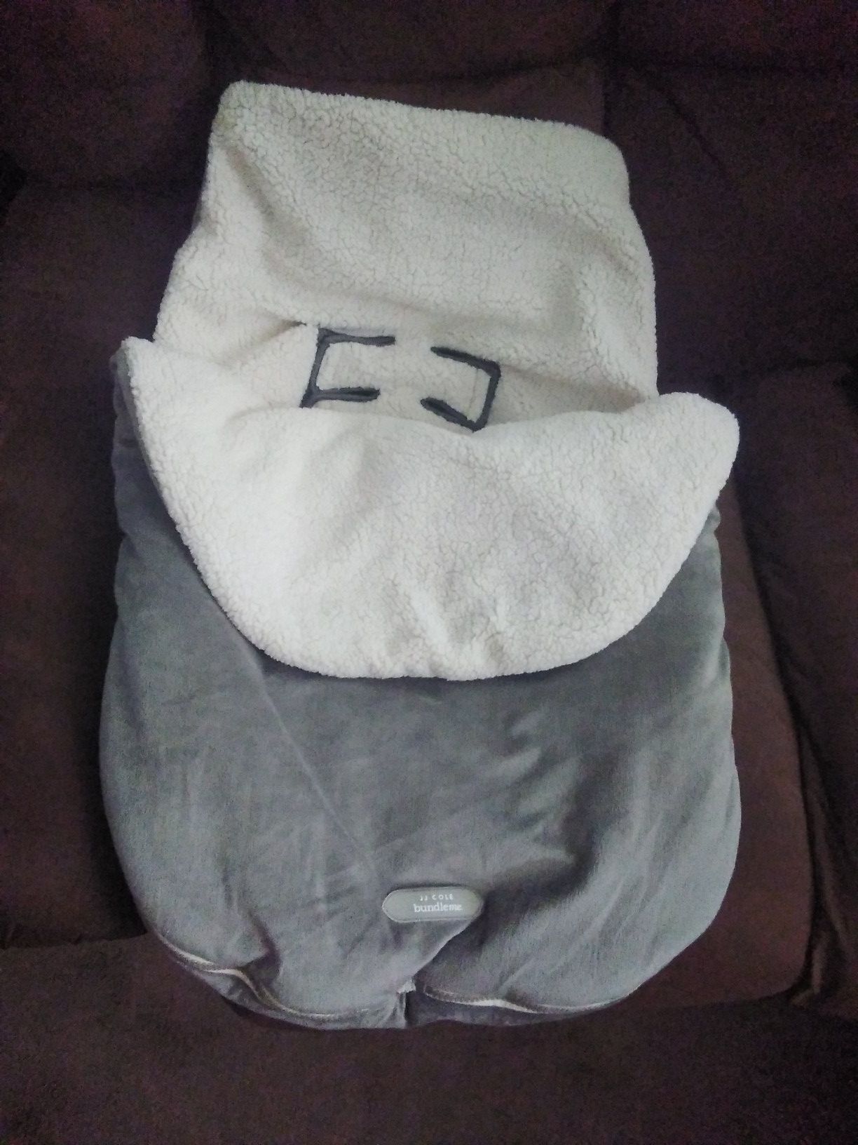 JJ Cole Bundleme gray infant carseat cover