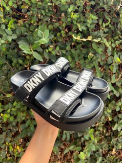 DKNY sandals size 5.5W