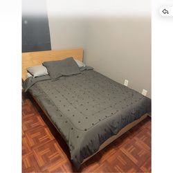Platform bed with full mattress