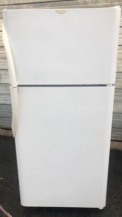 Top and bottom fridge